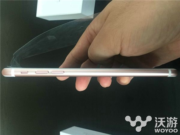 苹果iPhone6s今日发售 深空灰VS玫瑰金开箱图欣赏 苹果iphone 配色 曝光 网购 相机 像素 果粉 开箱 苹果 深空 新闻资讯  第11张